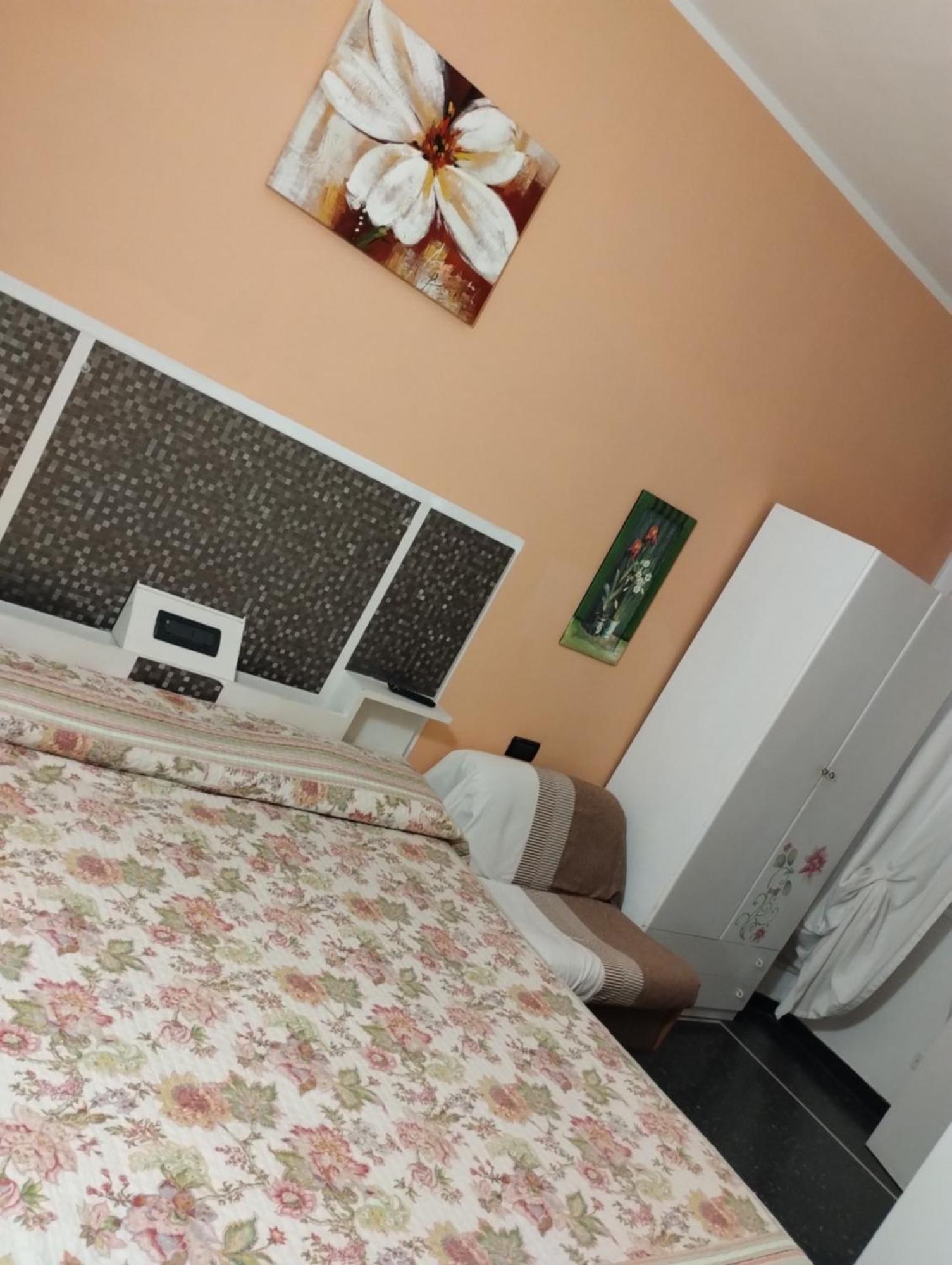 Hotel Della Piazzetta Varazze Kültér fotó