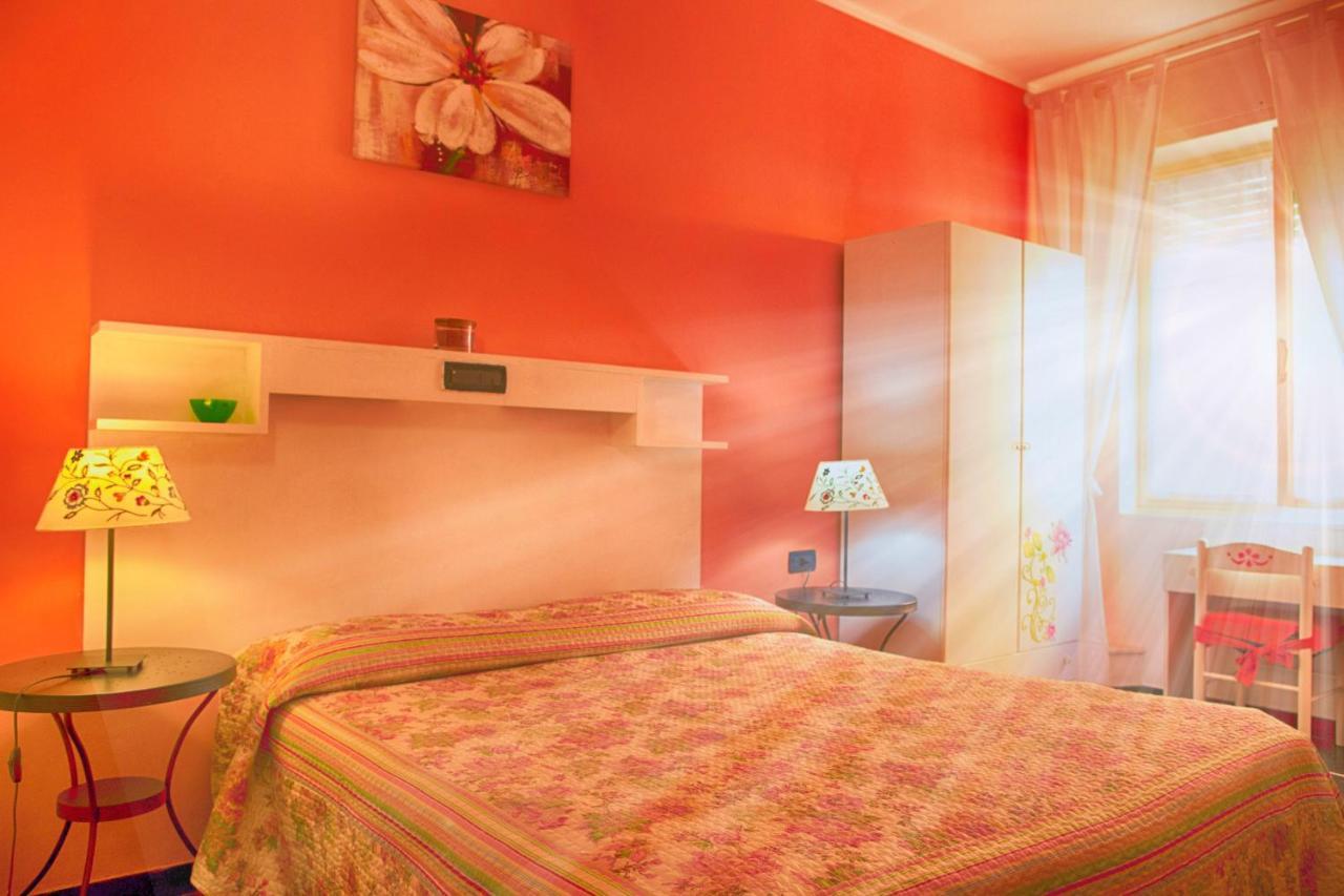 Hotel Della Piazzetta Varazze Kültér fotó